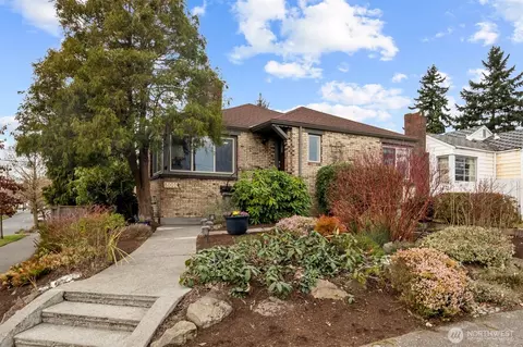 8001 23rd Ave NW, Seattle, WA 98117
