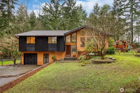 6343 Pine Rd NE, Bremerton, WA 98311