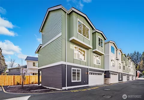 19505 Damson Rd #B1, Lynnwood, WA 98036