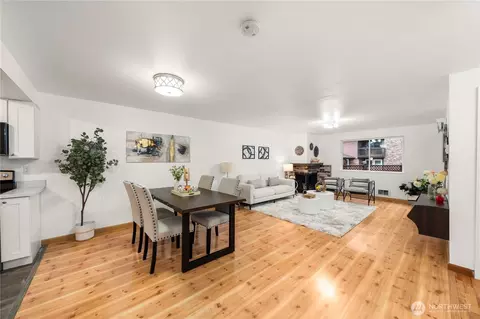 1733 157th Ave NE #E102, Bellevue, WA 98008