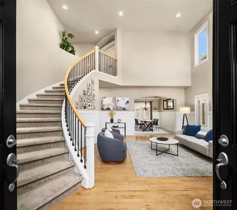 Entry Way - 4021 220th St SE, Bothell, WA 98021 photo 2 of 3