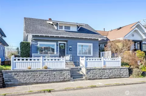 624 N State St, Tacoma, WA 98403