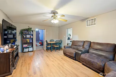 Other - 312 SE Front St, Winlock, WA 98596 photo 3 of 7