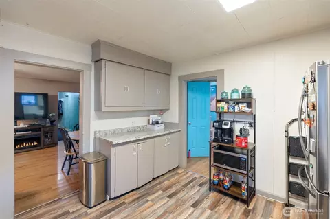 Kitchen - 312 SE Front St, Winlock, WA 98596 photo 1 of 4