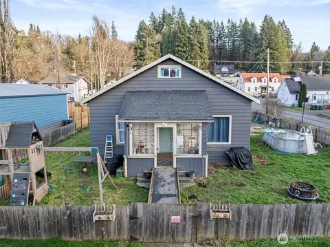 312 SE Front St, Winlock, WA 98596