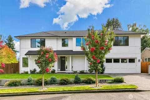 4215 NE 82nd St, Seattle, WA 98115