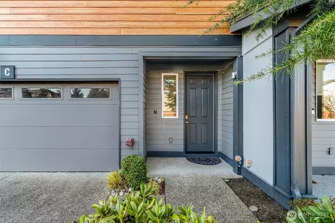 19326 37th Ave SE #C, Bothell, WA 98012 photo 2