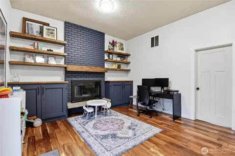 Other - 422 216th St SW, Bothell, WA 98021 photo 3 of 6