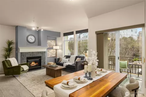 3221 SW Avalon Way #302, Seattle, WA 98126
