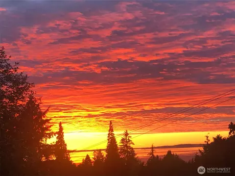 7416 176th St SW, Edmonds, WA 98026