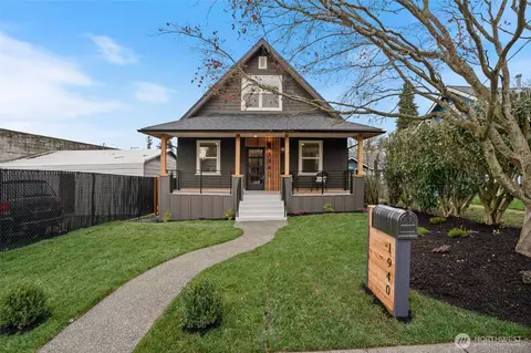 1940 5th St, Bremerton, WA 98337