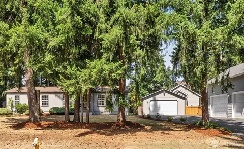 23606 SE 285th St, Maple Valley, WA 98038