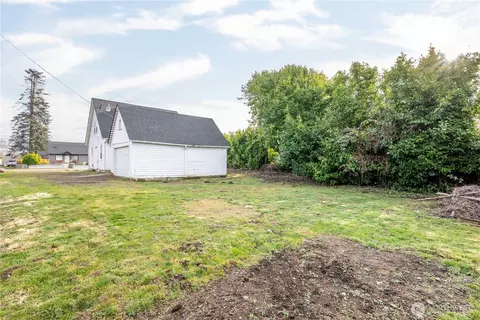 Exterior - 2103 36th Ave, Longview, WA 98632 photo 3 of 3