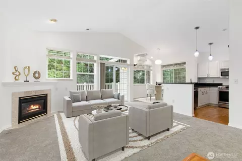 18656 NE 56th Ct, Redmond, WA 98052