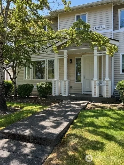 2055 Garry Oaks Ave #B, Dupont, WA 98327