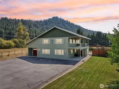 18527 Hazel St, Leavenworth, WA 98826
