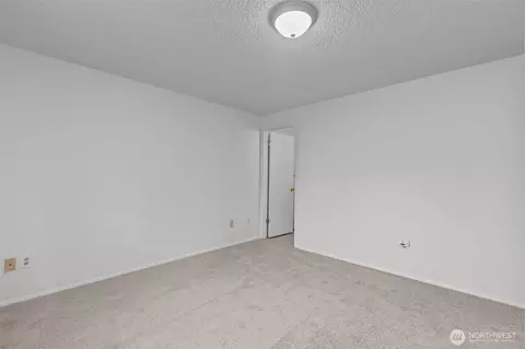 Bedroom - 12830 55th Ave SE, Everett, WA 98208 photo 2 of 12