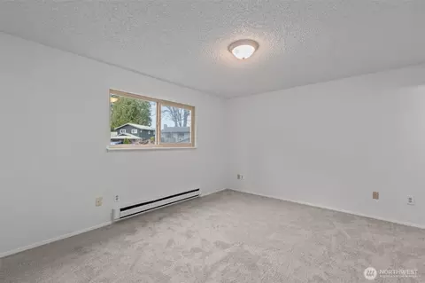 Bedroom - 12830 55th Ave SE, Everett, WA 98208 photo 1 of 12