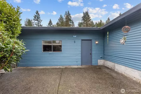 Exterior - 12830 55th Ave SE, Everett, WA 98208 photo 8 of 8