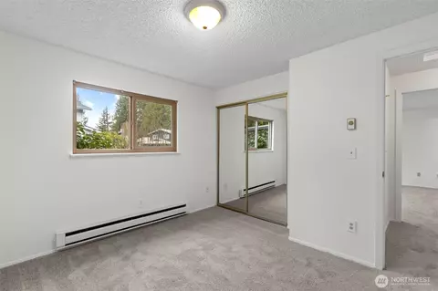 Bedroom - 12830 55th Ave SE, Everett, WA 98208 photo 10 of 12