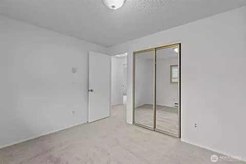 Bedroom - 12830 55th Ave SE, Everett, WA 98208 photo 7 of 12