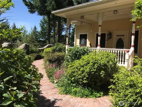 Exterior - 1656 Eagle Ridge Rd, Eastsound, WA 98245 photo 6 of 15