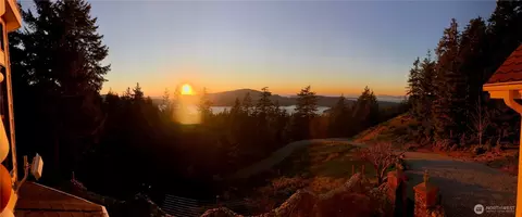 View/Area - 1656 Eagle Ridge Rd, Eastsound, WA 98245 photo 2 of 9