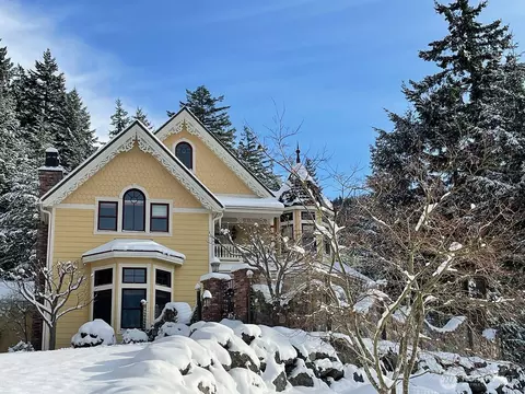 Exterior - 1656 Eagle Ridge Rd, Eastsound, WA 98245 photo 4 of 15
