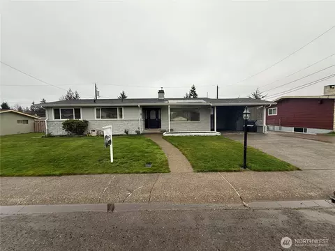 221 W Forest Ave, Port Angeles, WA 98362