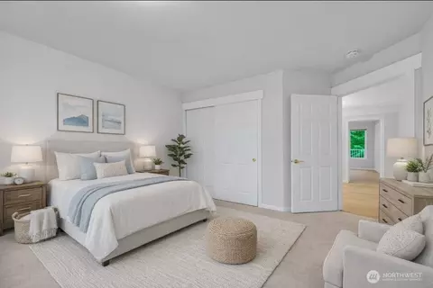 Bedroom - 160 E Soderberg Rd #L32, Allyn, WA 98524 photo 4 of 5
