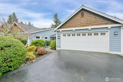 160 E Soderberg Rd #L32, Allyn, WA 98524