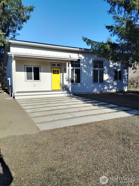 150 N Wynoochee Dr SW, Ocean Shores, WA 98569