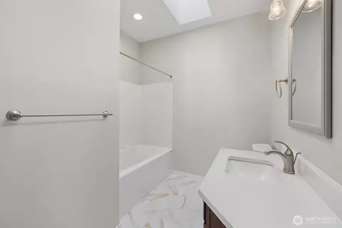 Bath - 191 Cascadia Loop, Sequim, WA 98382 photo 4 of 5