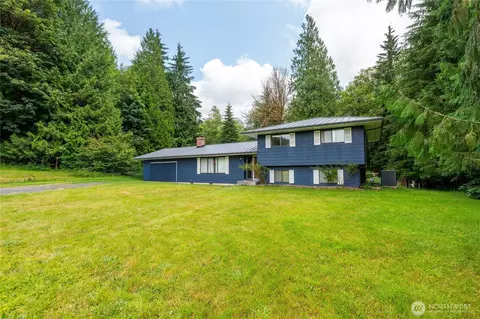 371 Pigeon Springs Rd, Onalaska, WA 98570