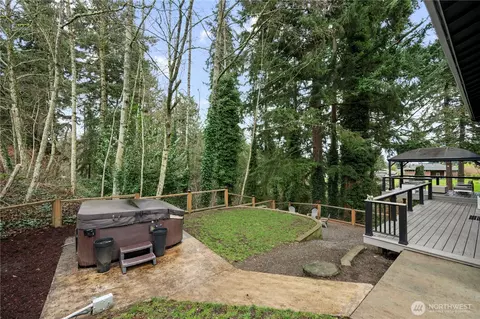 Exterior - 3 74th St SW, Everett, WA 98203 photo 6 of 11