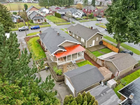 View/Area - 1829 Washington Ave, Enumclaw, WA 98022 photo 2 of 3