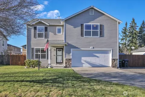 414 Easy St SE, Rainier, WA 98576
