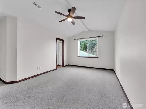 109 161st Pl SE, Bothell, WA 98012 photo 14