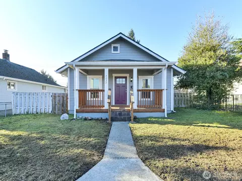 7232 S Oakes St, Tacoma, WA 98409