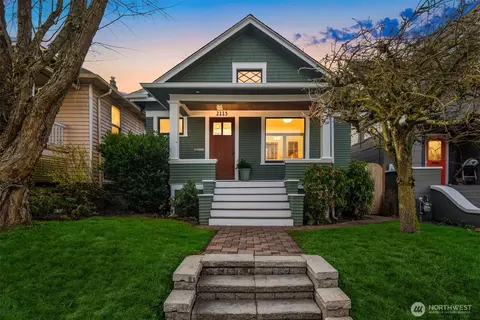 2113 3rd Ave W, Seattle, WA 98119