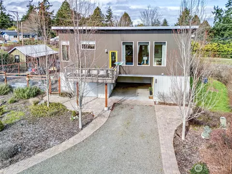 406 Discovery Rd, Port Townsend, WA 98368