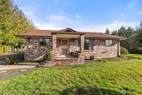 1480 Rush Rd, Chehalis, WA 98532