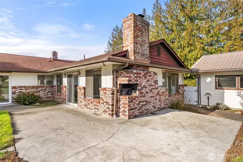 Exterior - 1480 Rush Rd, Chehalis, WA 98532 photo 5 of 12