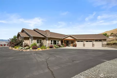 25 Sageland Rd, East Wenatchee, WA 98802