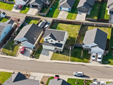 View/Area - 405 Cardinal Ave, Winlock, WA 98596 photo 1 of 3