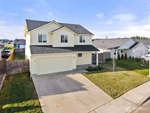 Exterior - 405 Cardinal Ave, Winlock, WA 98596 photo 3 of 8
