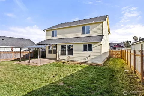 Exterior - 405 Cardinal Ave, Winlock, WA 98596 photo 6 of 8