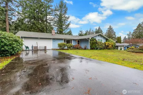 8214 Woodbourne Dr SW, Lakewood, WA 98499