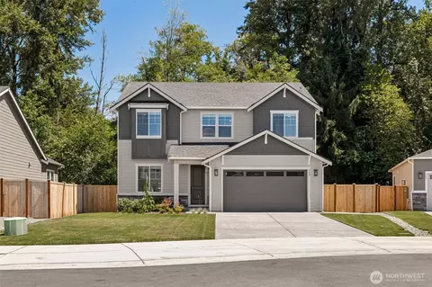 300 N 55th St #35, Mount Vernon, WA 98273