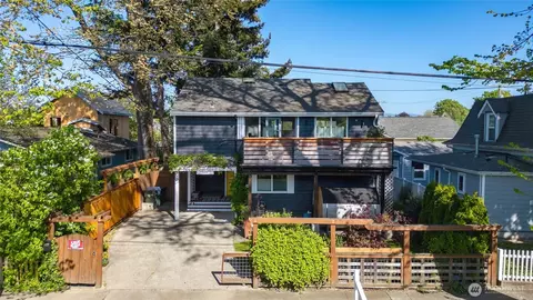 2404 Cherry St, Bellingham, WA 98225
